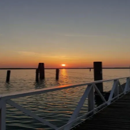 Cozy With Shared Pool アパート ビビオーネ